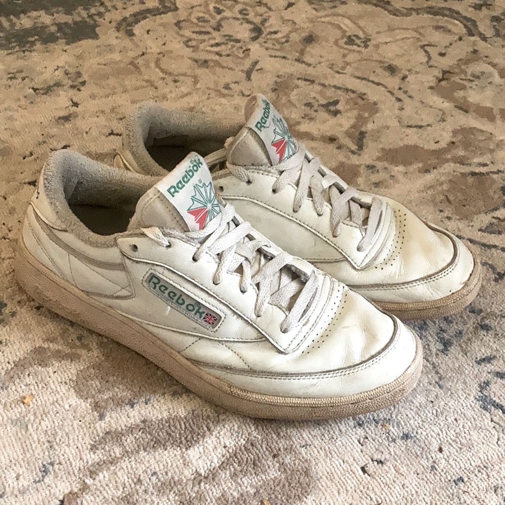 Vintage Reebok ( The Athlete’s Shoe ) Size 10.5